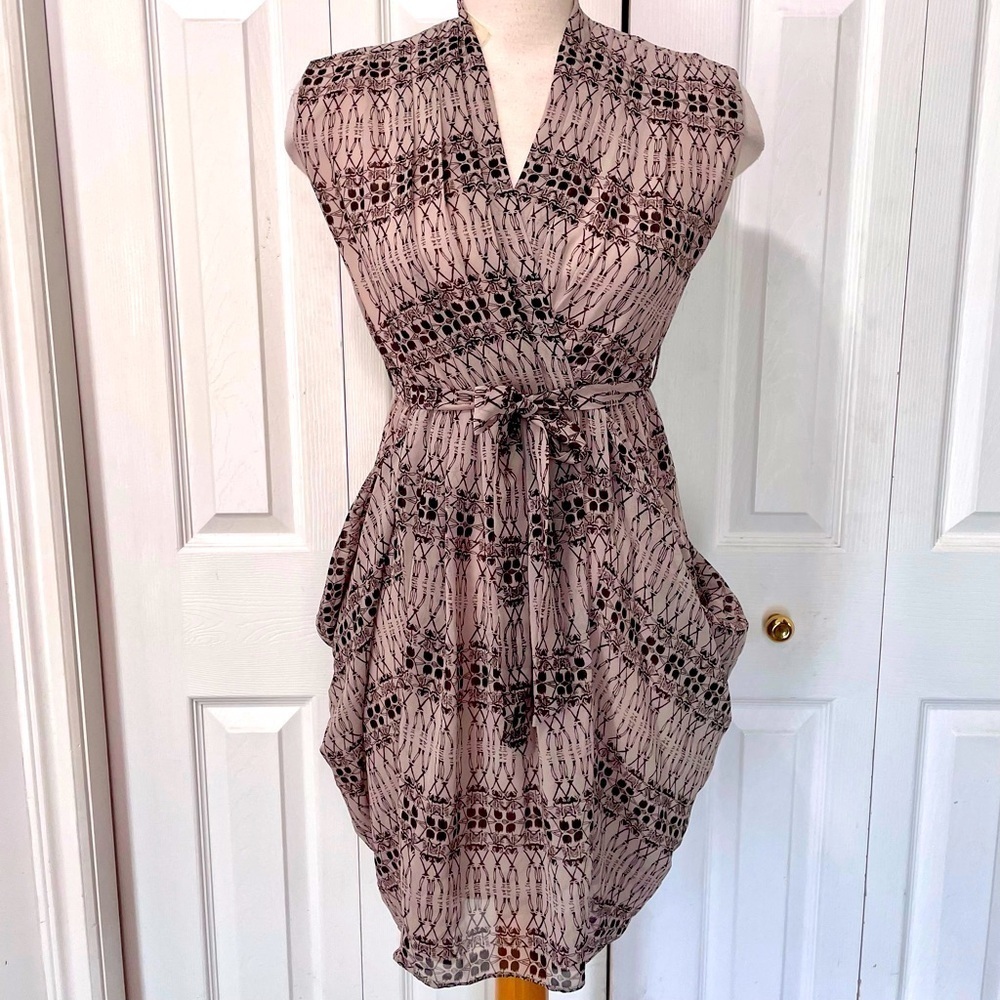NWT Ivy & Leo Skeleton Patterned Dress Size Large